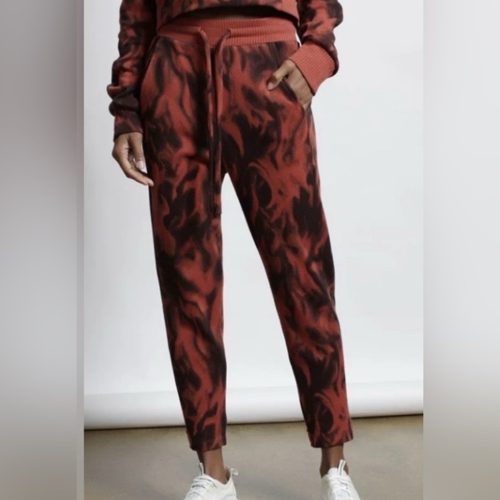 Twenty Montreal
🔥Twenty Montréal Hyper Reality
Flames Knit Joggers- NWT  sz xs